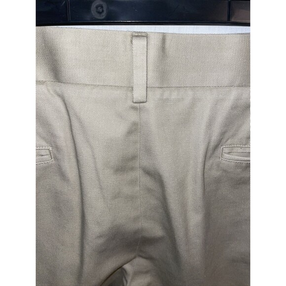 Roundtree & Yorke Golf Shorts Mens Sz 44 Khaki Chino Pockets Zip Fly Belt Loops - Picture 9 of 12
